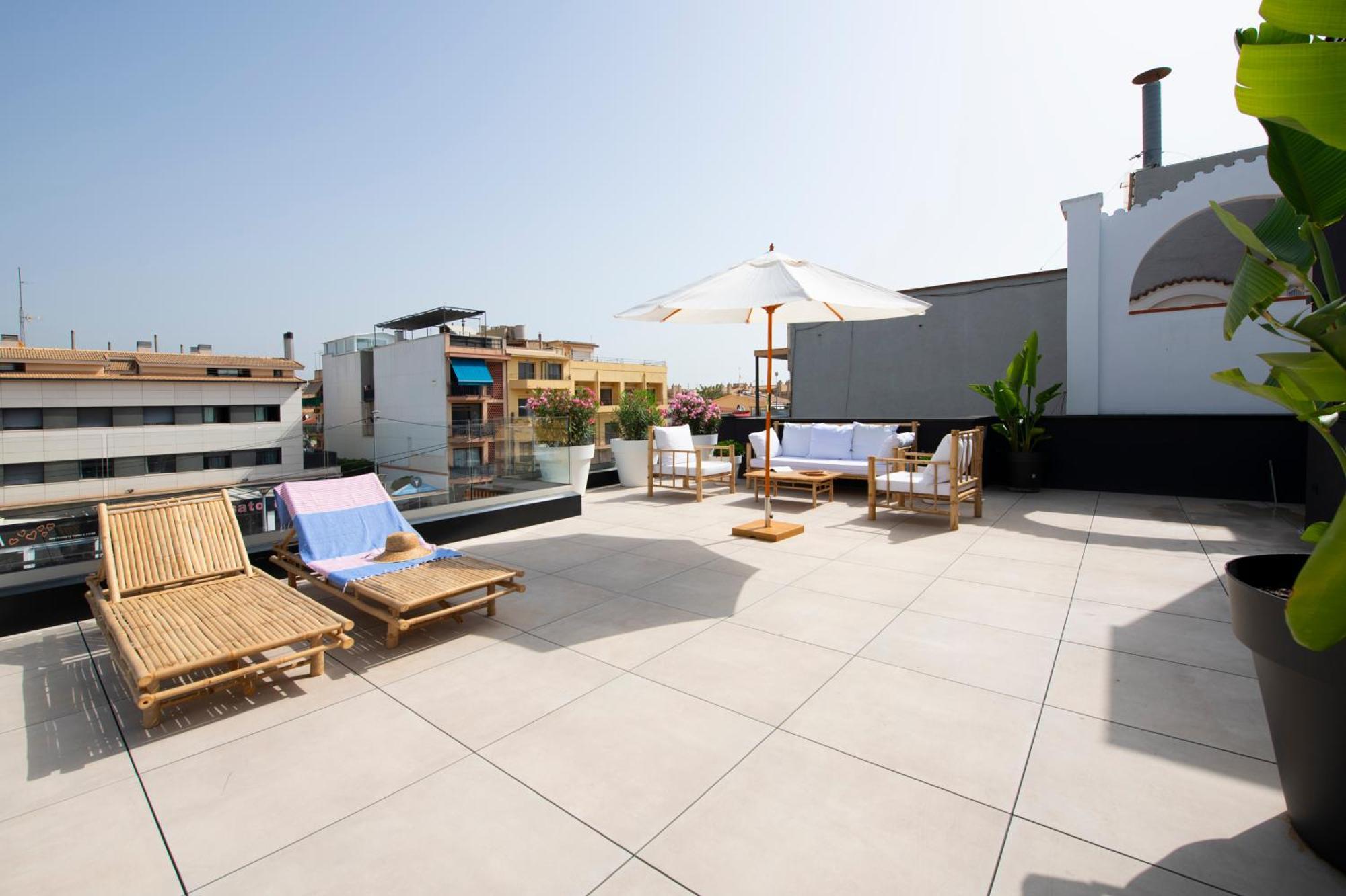 Apartamentos Balisse Castelldefels Buitenkant foto