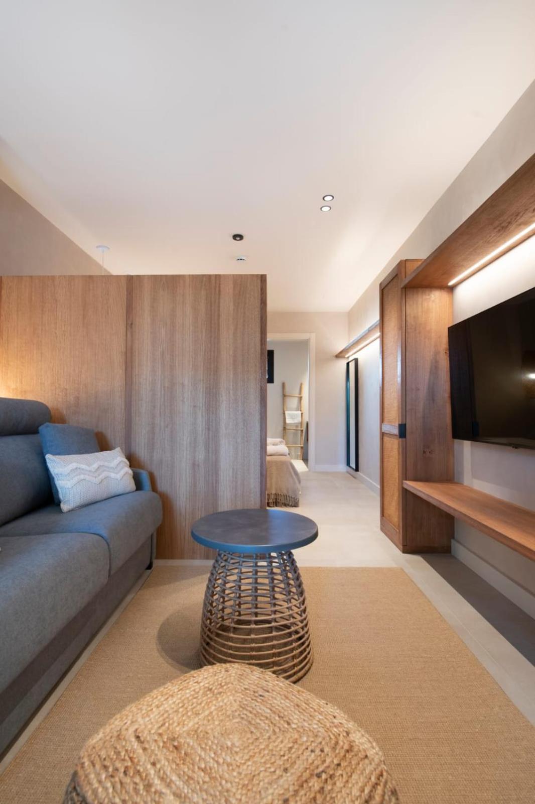 Apartamentos Balisse Castelldefels Buitenkant foto